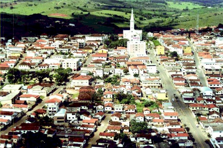 Homem suspeito de estuprar por mais de um ano a filha adolescente é detido em MG