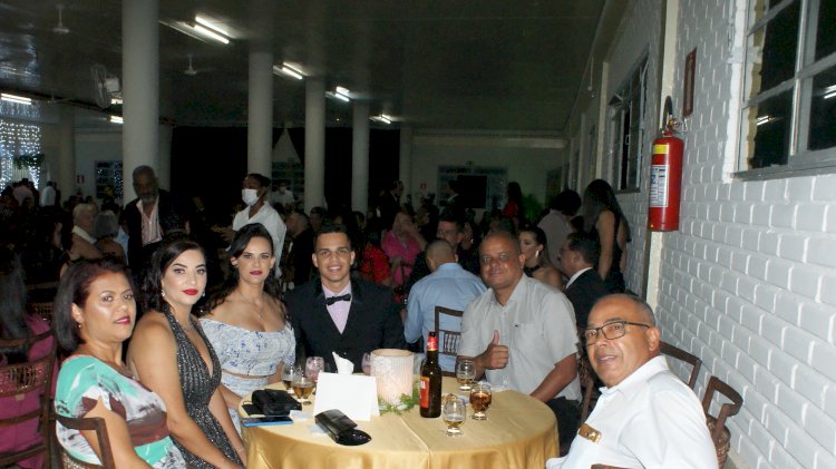 Troféu Gente que Faz 2021 reúne personalidades dos mais diversos segmentos da sociedade regional na cidade de Guanhães