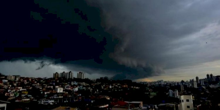 BH pode ter chuva forte nas próximas horas, alerta Defesa Civil
