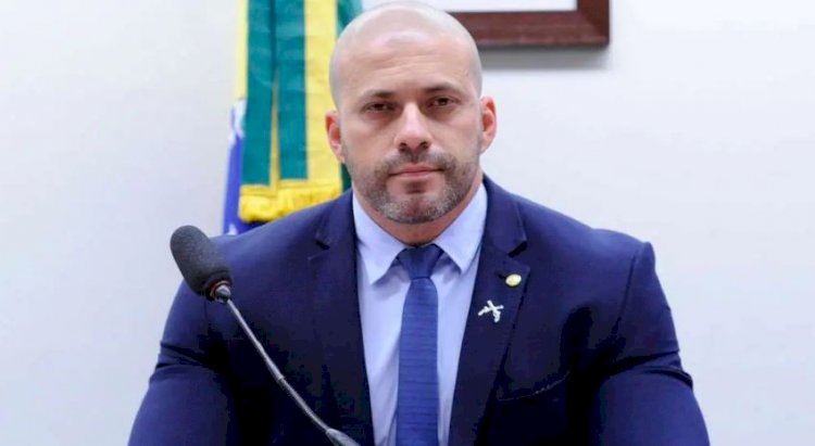 Apoiadores fazem vaquinha para pagar multa de R$ 405 mil de Daniel Silveira