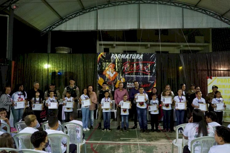 PM Realiza formatura do PROERD em Virginópolis com a turma do 5º ano das escolas do município.