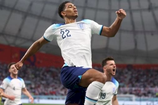 Inglaterra arrasa na estreia e marca 6 gols contra o Irã, que faz um de honra