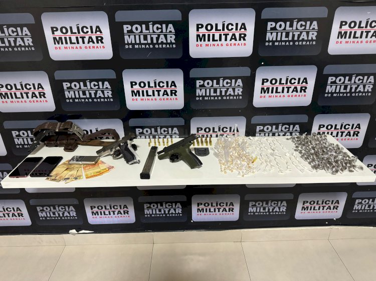 MANHUAÇU - PM prende envolvidos em homicídio e apreende armas de fogo, munições e drogas