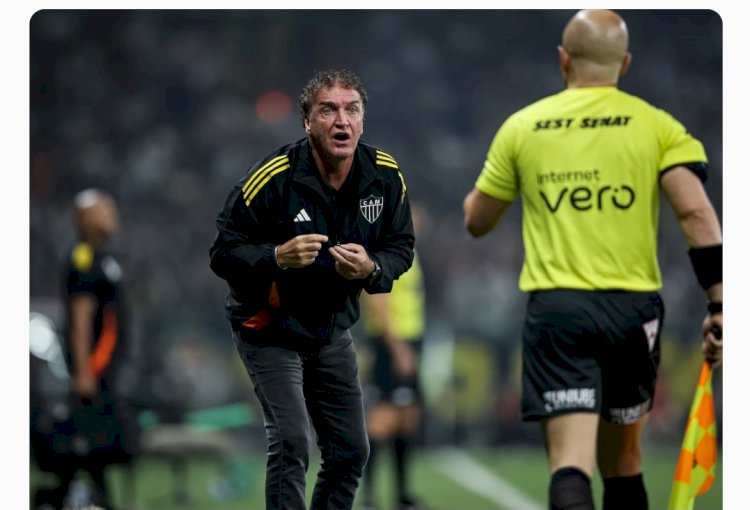 ADAPTAÇÃO Cuca explica como pretende montar Atlético para a temporada: “Buscando alternativas”