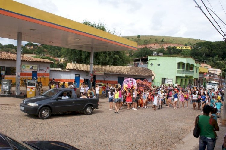 O Carnaval de Sabinópolis: Memórias de uma Folia Inesquecível