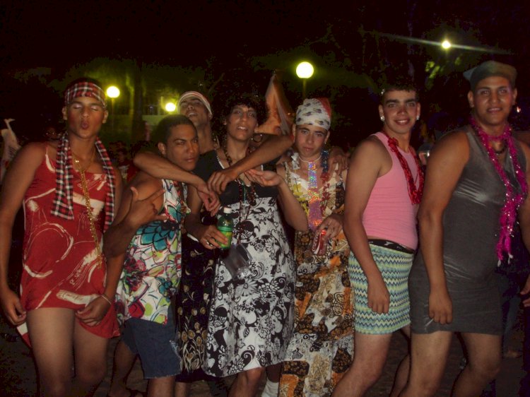 O Carnaval de Sabinópolis: Memórias de uma Folia Inesquecível