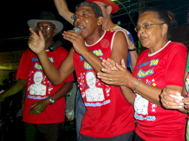 O Carnaval de Sabinópolis: Memórias de uma Folia Inesquecível