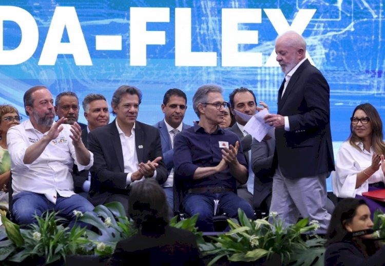 Lula e Zema travam embate em anúncio de investimento em MG